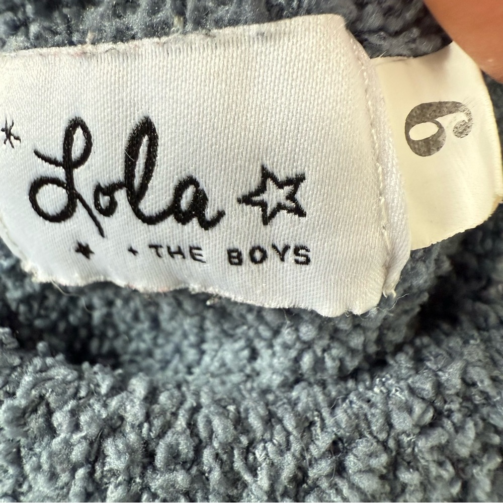 Lola and the Boys Baby You’re A Star Fuzzy Lounge Set Gray Pastel Stars Size 6 - Picture 2 of 6